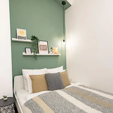 Daire Mini - New - Elegant Downtown Retreat Budapeşte