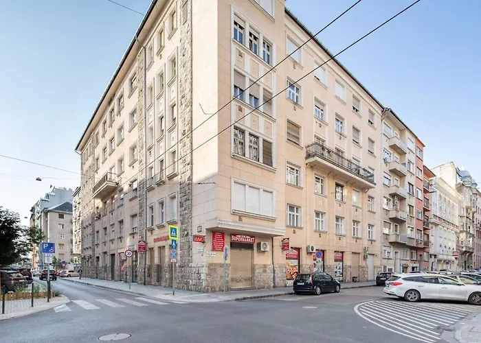 Mini - New - Elegant Downtown Retreat Apartamento Budapest